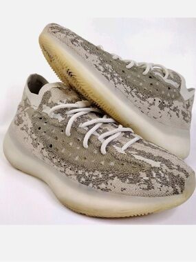 Adidas Yeezy boost 380
